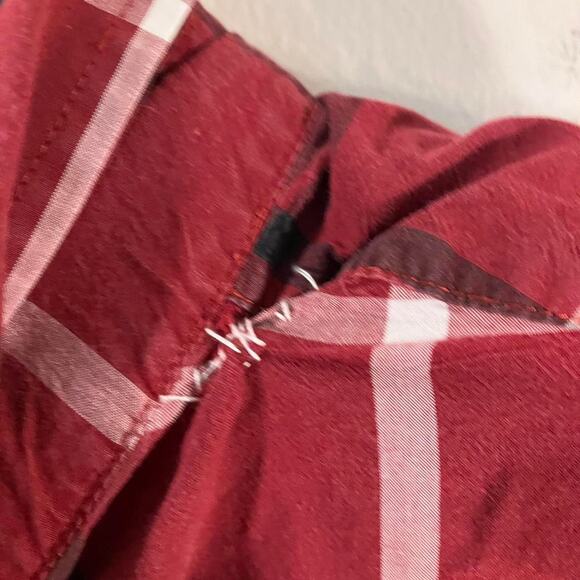 Roundtree Yorke Red Plaid Repaired Button‎ Up Shirt - Picture 3 of 6